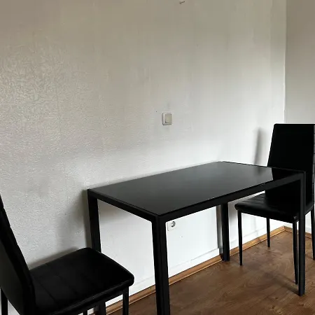 Moebliertes Am Geroweiher * Mönchengladbach