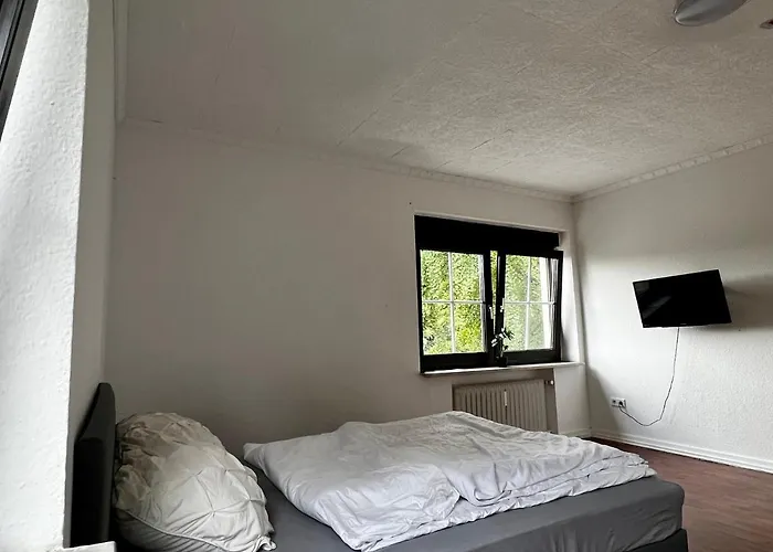 Moebliertes Am Geroweiher Appartement Mönchengladbach